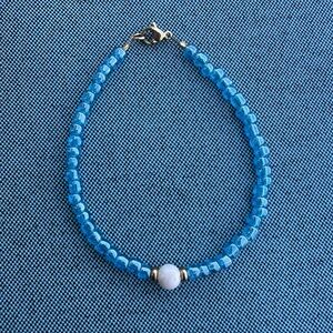 Elegant Blue Beaded Bracelet